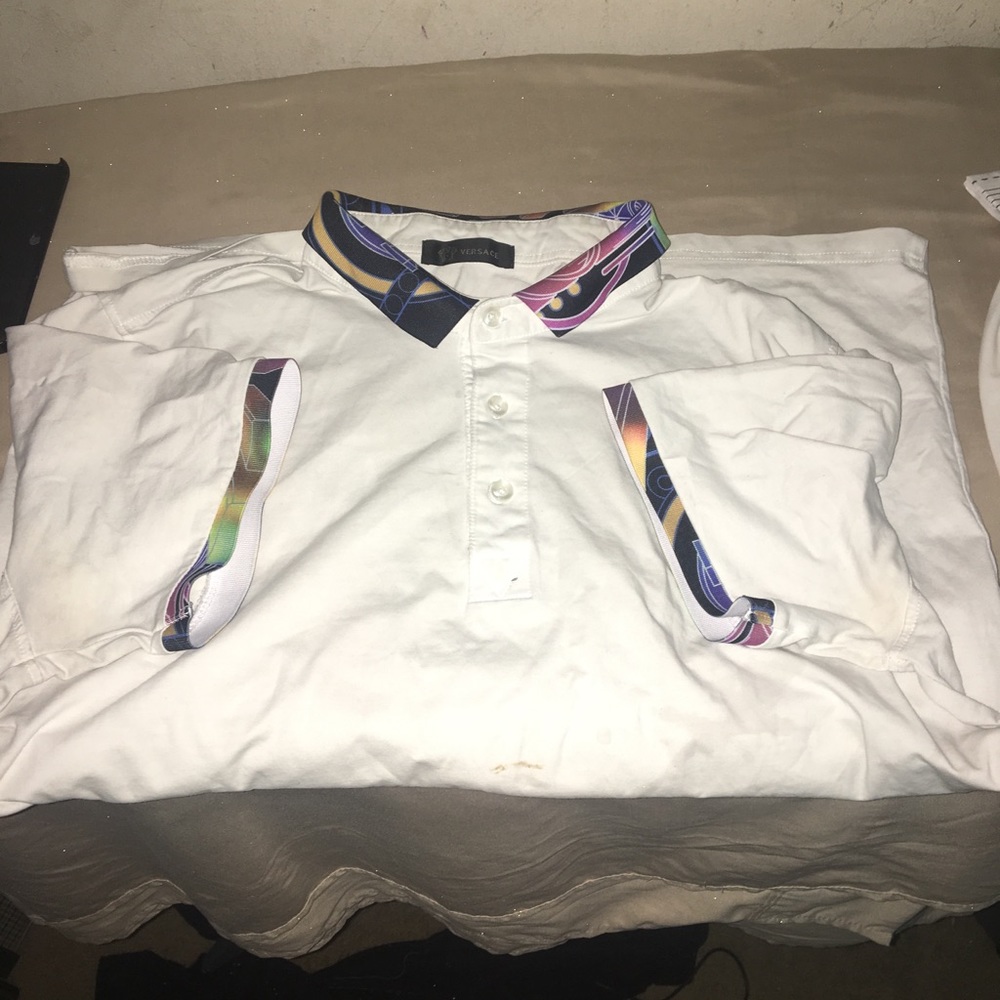 Versace shirt - Picture 2 of 3